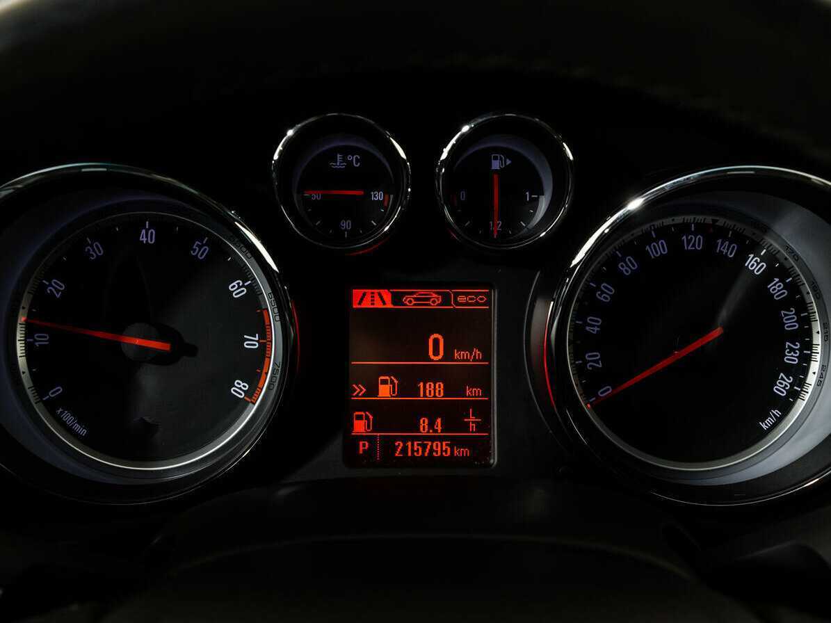 Купить Опель Инсигния, 2013, 215 792 км.. Фото: #12