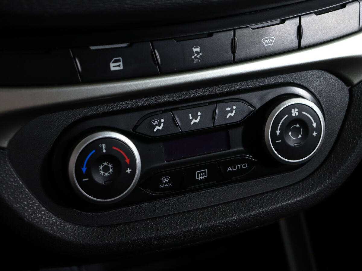 Купить Лада (ВАЗ) Веста, 2019, 43 550 км.. Фото: #16