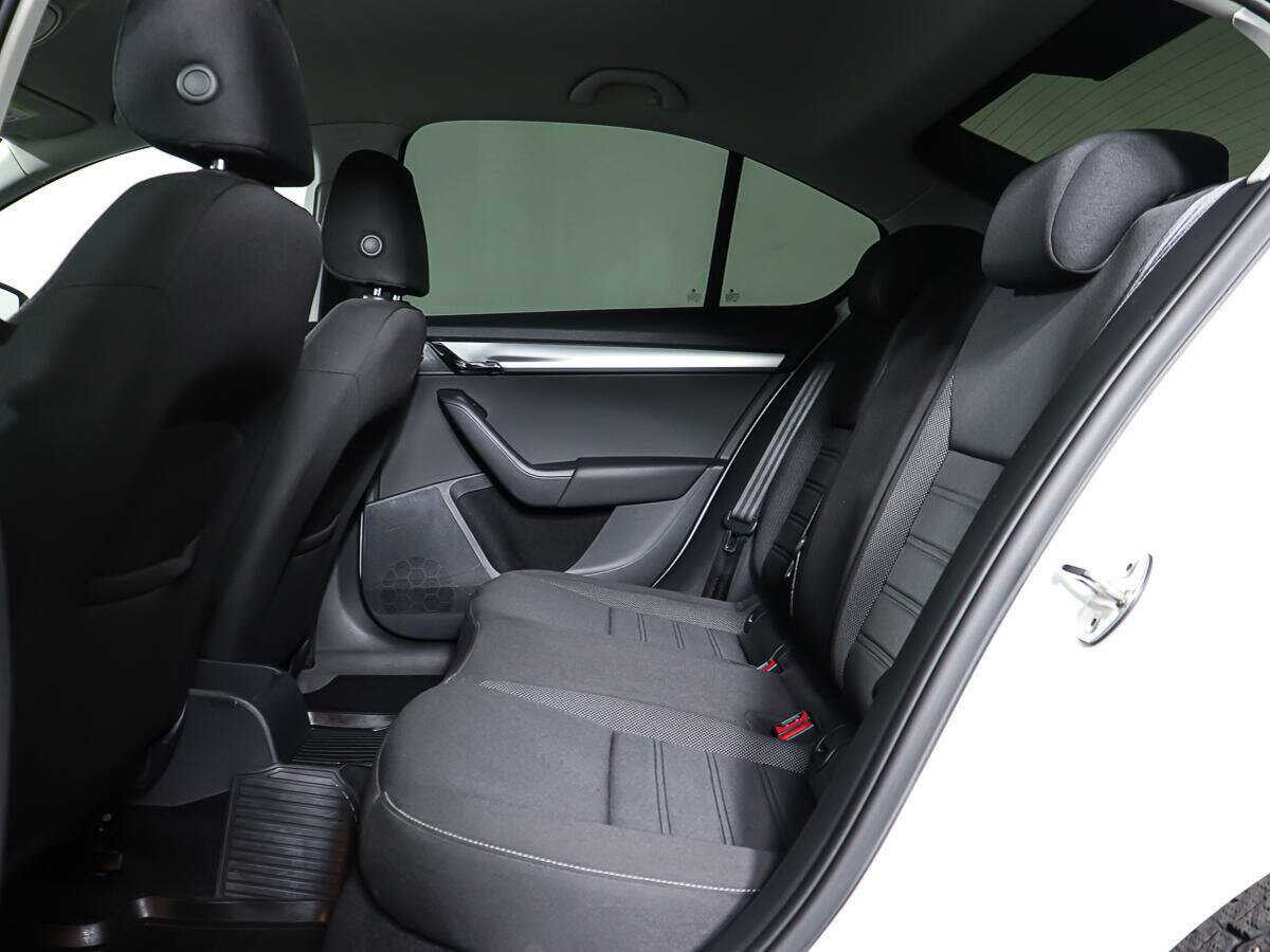 Купить Шкода Октавия, 2018, 38 826 км.. Фото: #9