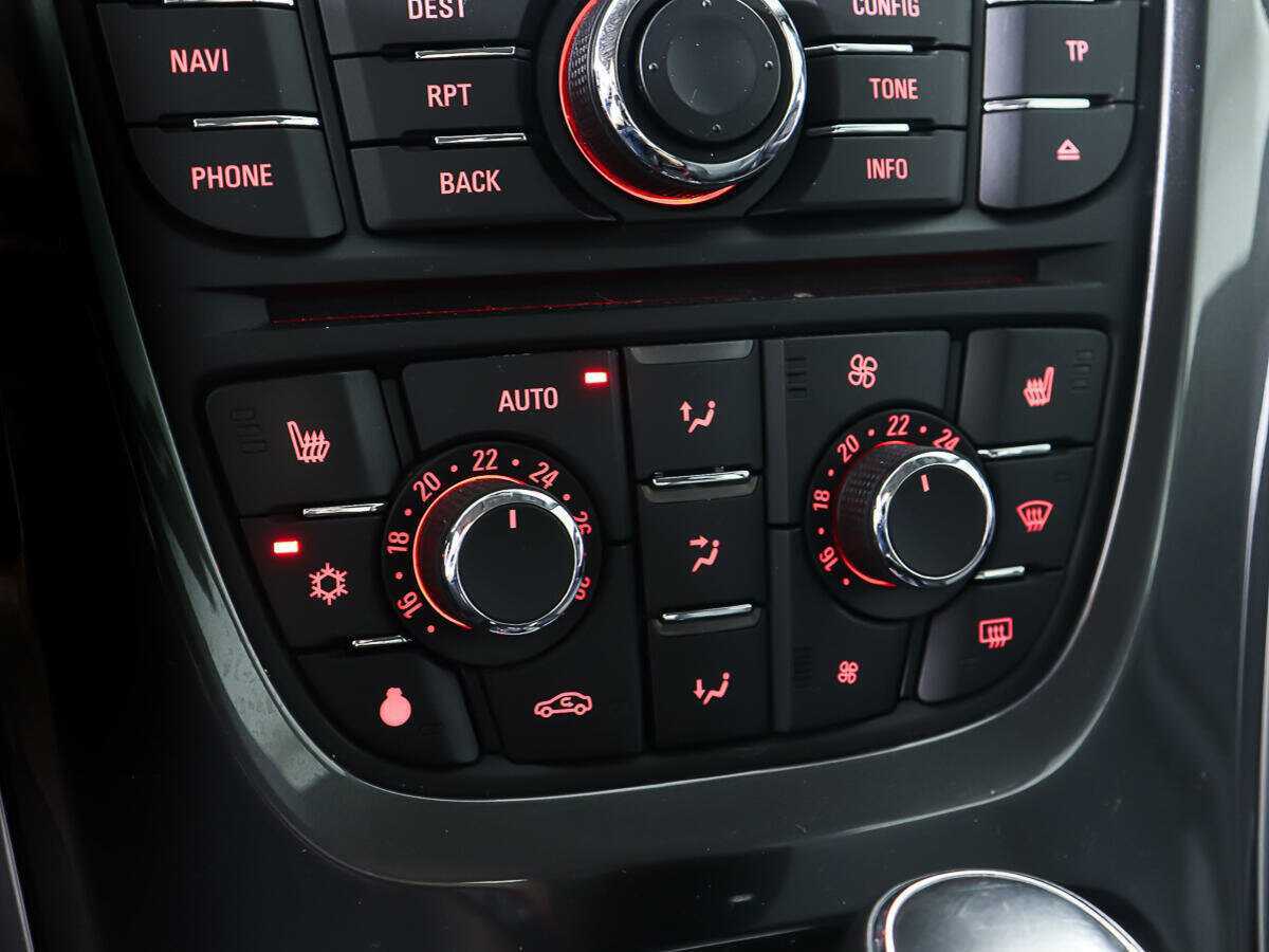 Купить Опель Астра, 2012, 98 326 км.. Фото: #16