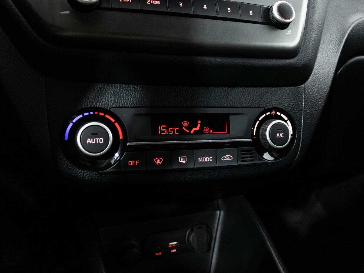 Купить Киа Рио, 2017, 121 753 км.. Фото: #15