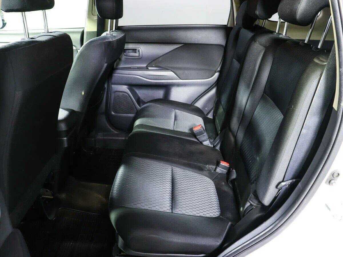 Купить Митсубиши Оутлэндер, 2012, 118 685 км.. Фото: #6