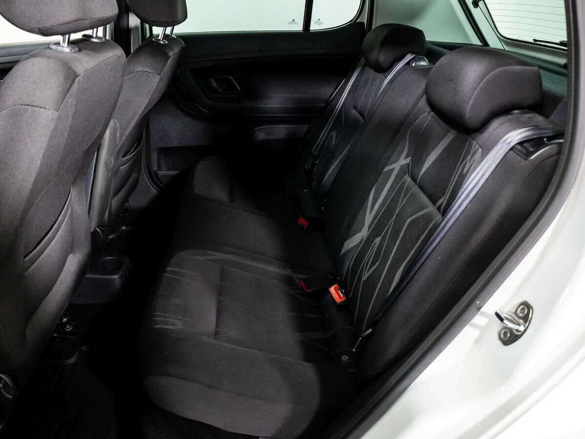 Купить Шкода Фабия, 2014, 158 729 км.. Фото: #9