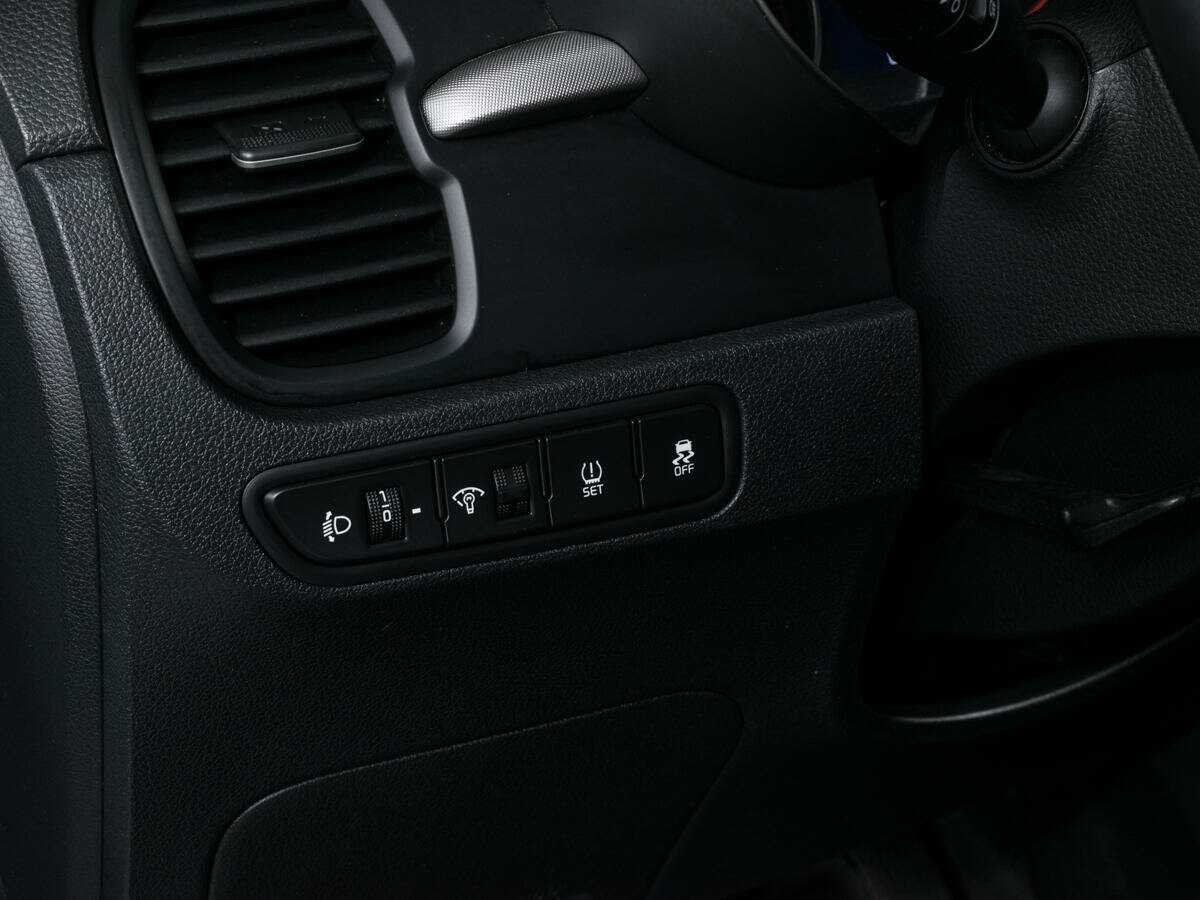 Купить Киа Рио, 2019, 65 326 км.. Фото: #15