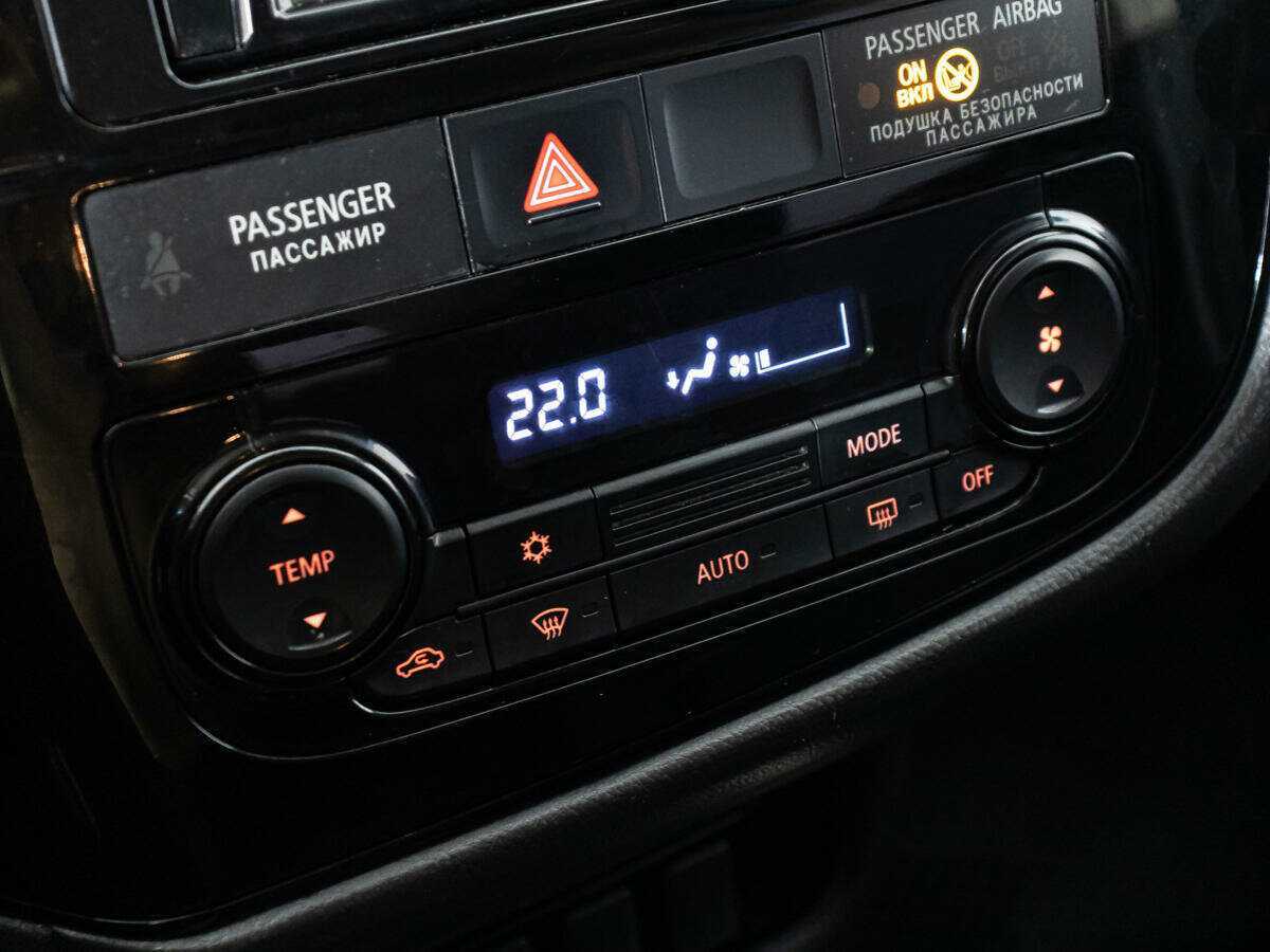 Купить Митсубиши Оутлэндер, 2017, 108 590 км.. Фото: #14