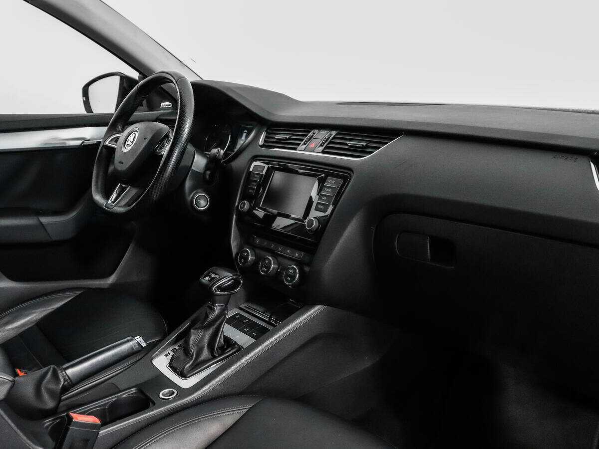 Купить Шкода Октавия, 2015, 189 187 км.. Фото: #10