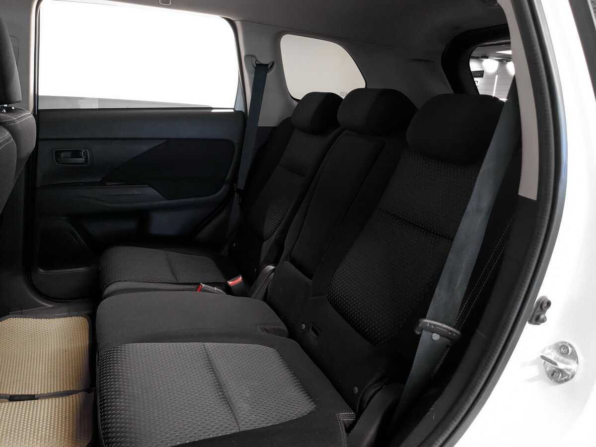 Купить Митсубиши Оутлэндер, 2017, 129 844 км.. Фото: #9