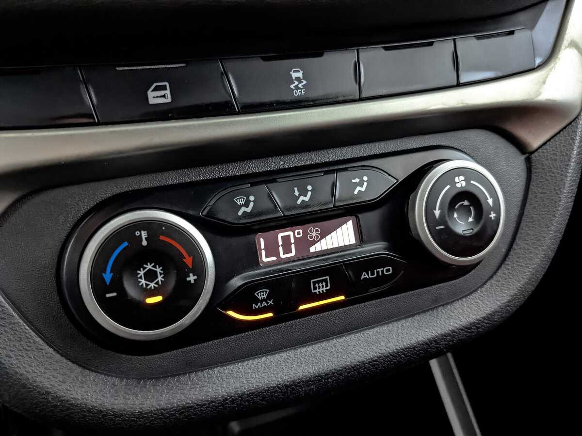 Купить Лада (ВАЗ) Веста, 2019, 91 975 км.. Фото: #21