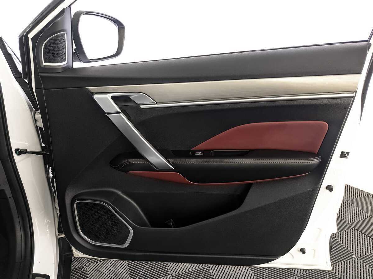 Купить Джили Кулрэй, 2021, 71 492 км.. Фото: #17