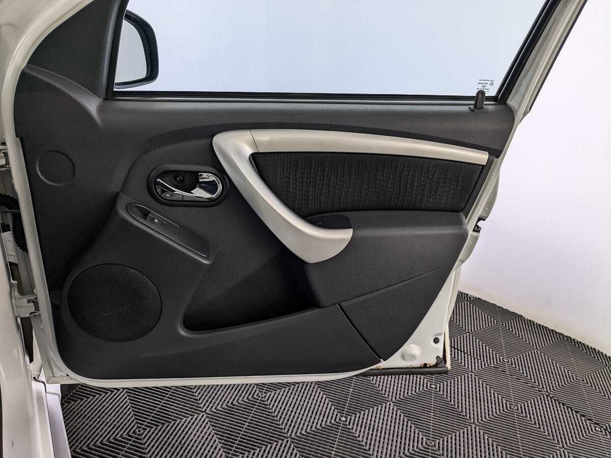 Купить Ниссан Террано, 2015, 128 543 км.. Фото: #19