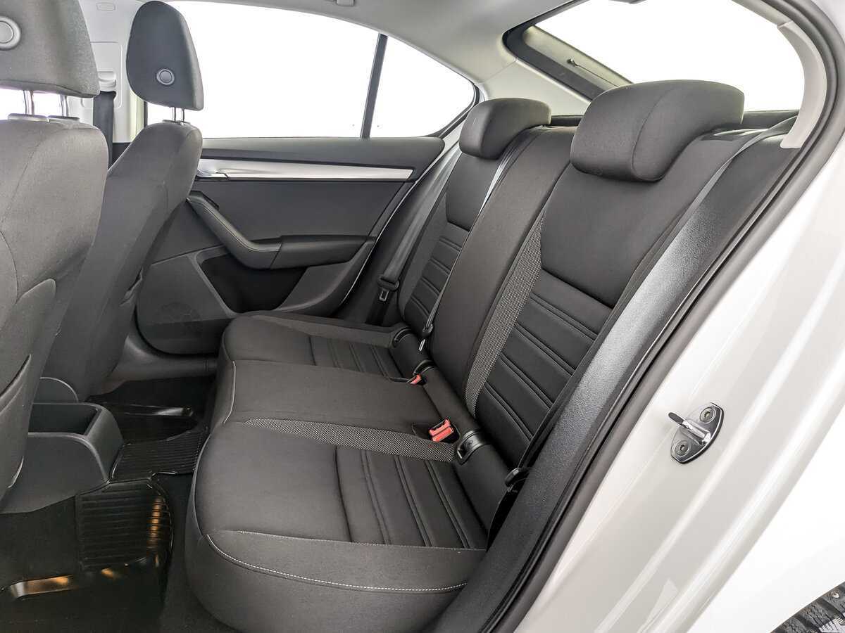 Купить Шкода Октавия, 2017, 140 461 км.. Фото: #9