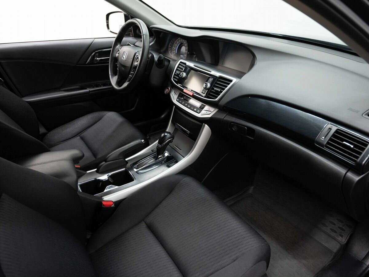 Купить Хонда Аккорд, 2013, 185 000 км.. Фото: #10