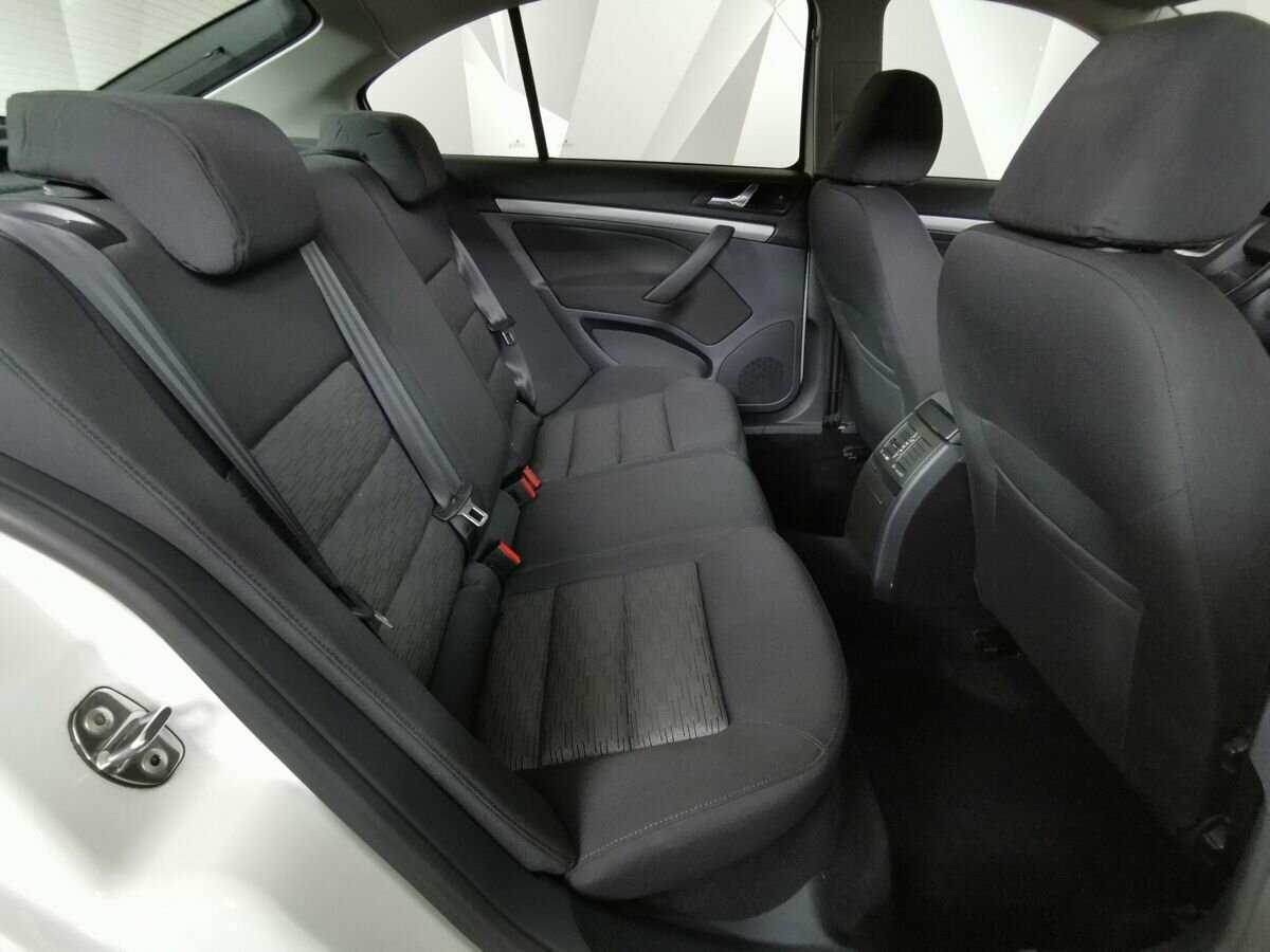 Купить Шкода Октавия, 2012, 127 851 км.. Фото: #11