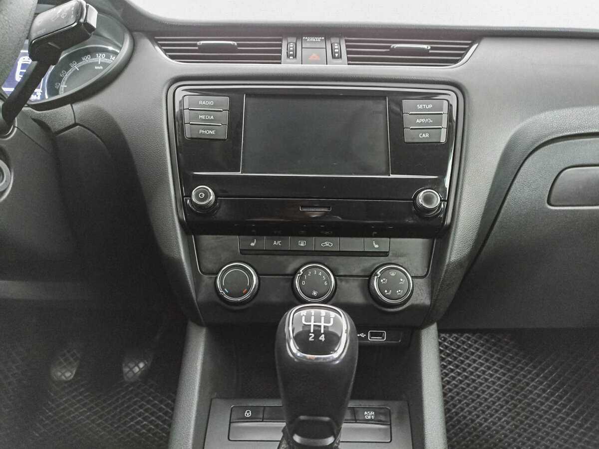 Купить Шкода Октавия, 2019, 145 002 км.. Фото: #12