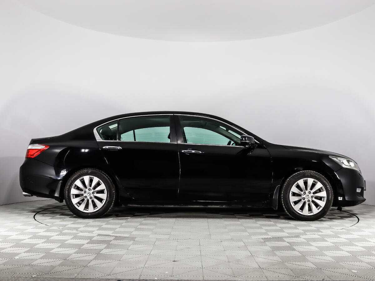 Купить Хонда Аккорд, 2013, 188 714 км.. Фото: #3