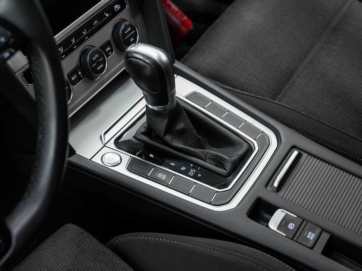 Купить Фольксваген Пассат, 2018, 225 564 км.. Фото: #15