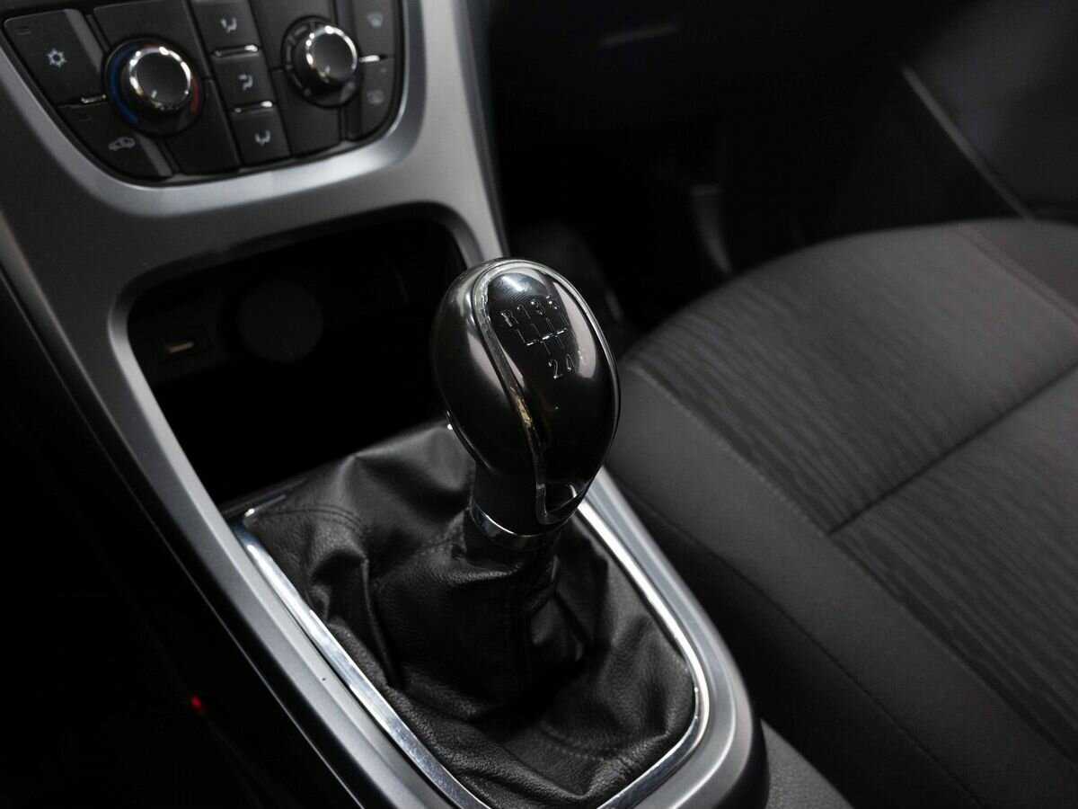 Купить Опель Астра, 2012, 320 317 км.. Фото: #20