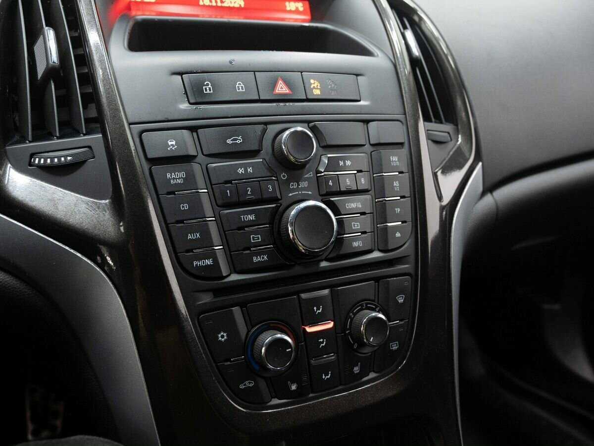 Купить Опель Астра, 2013, 236 636 км.. Фото: #18