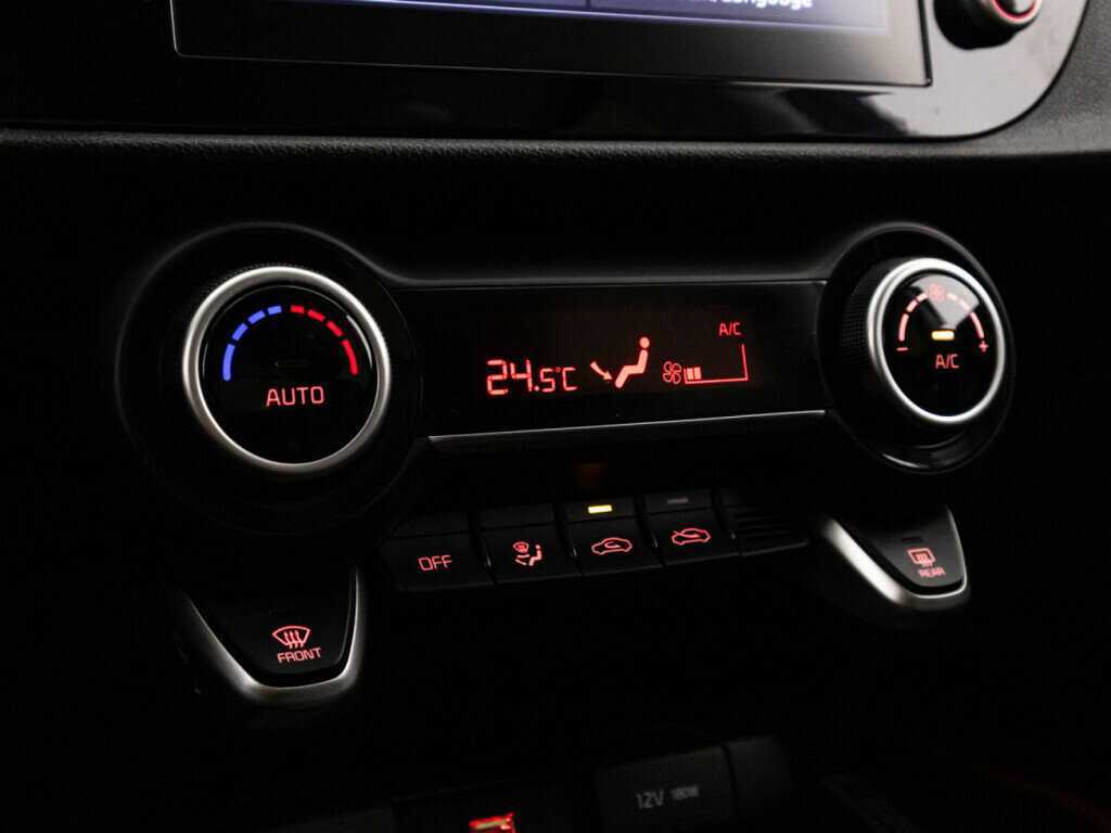 Купить Киа Рио, 2021, 36 637 км.. Фото: #16