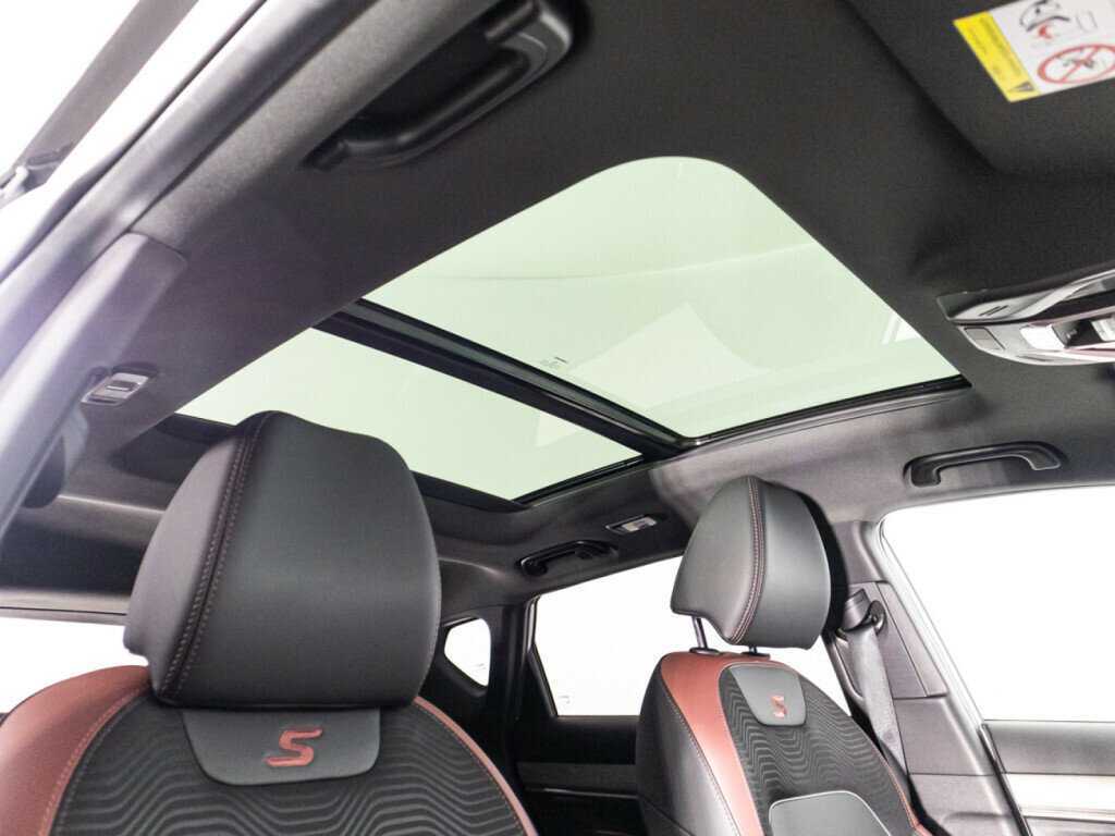 Купить Джили Кулрэй, 2021, 31 299 км.. Фото: #18