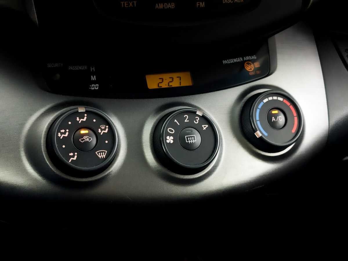 Купить Тойота Рав4, 2012, 106 585 км.. Фото: #24