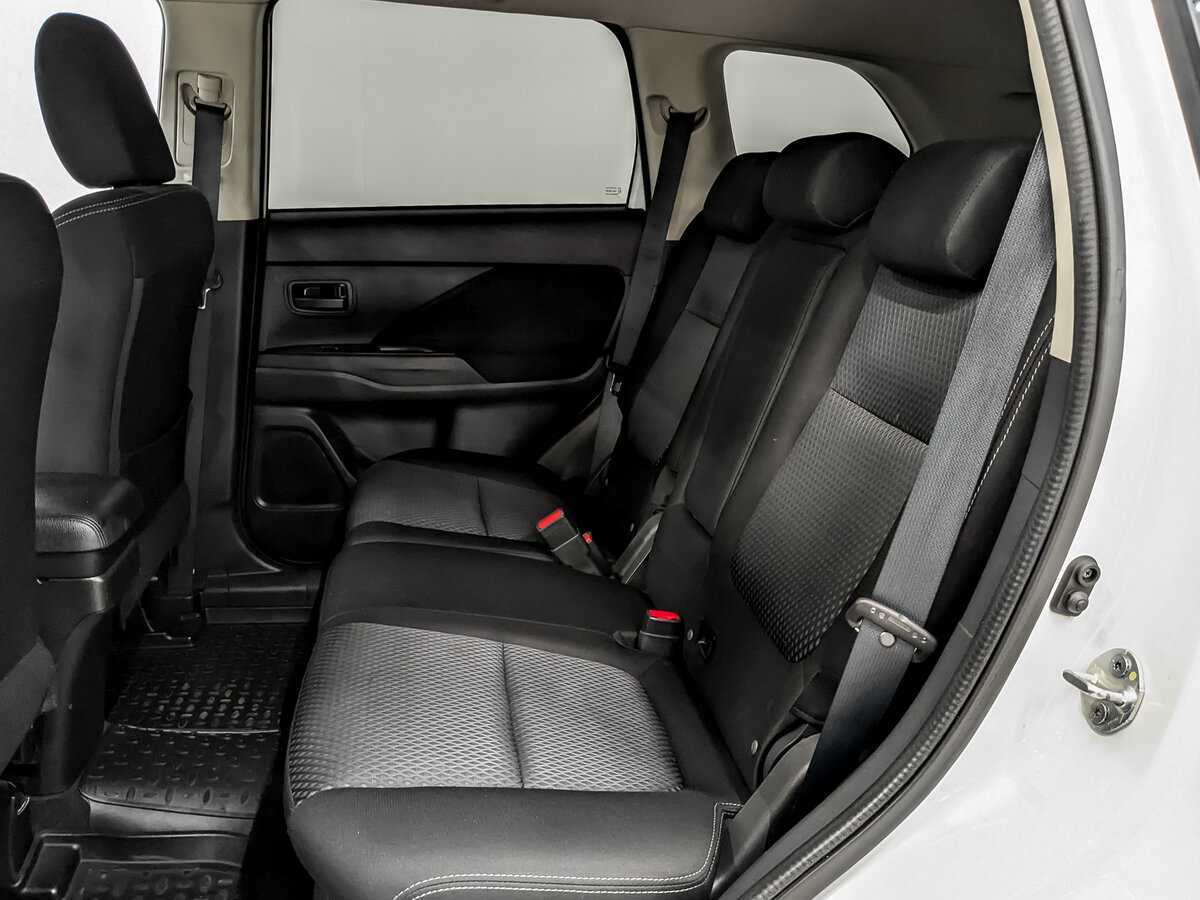 Купить Митсубиши Оутлэндер, 2015, 176 821 км.. Фото: #11