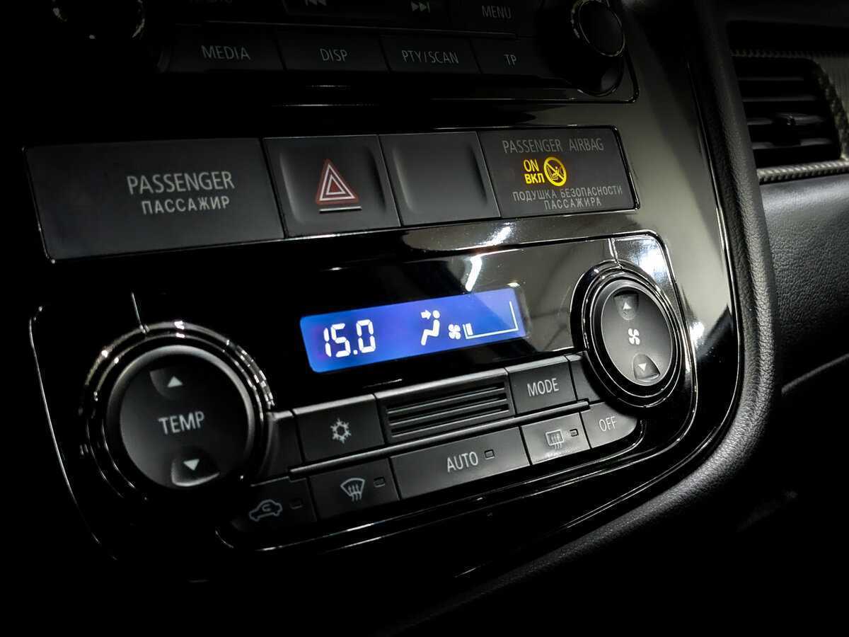 Купить Митсубиши Оутлэндер, 2015, 176 821 км.. Фото: #24