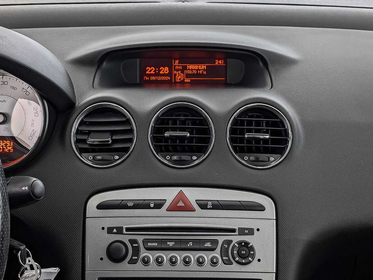 Купить Пежо 408, 2016, 110 723 км.. Фото: #14