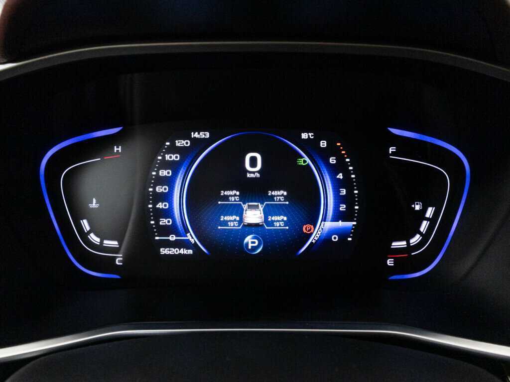 Купить Джили Кулрэй, 2021, 56 203 км.. Фото: #11