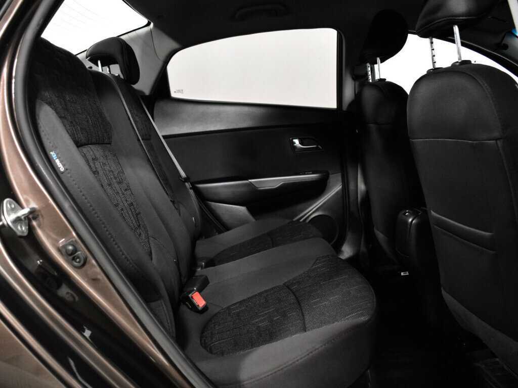 Купить Киа Рио, 2015, 127 928 км.. Фото: #9