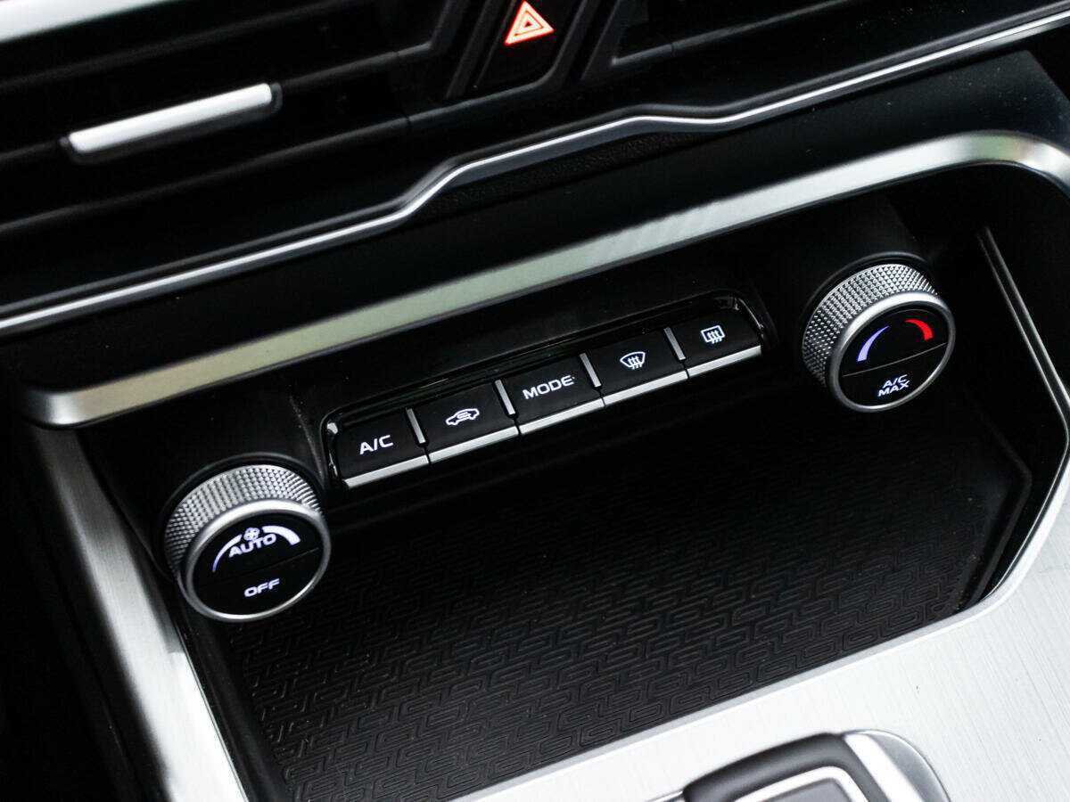 Купить Джили Кулрэй, 2022, 28 911 км.. Фото: #20