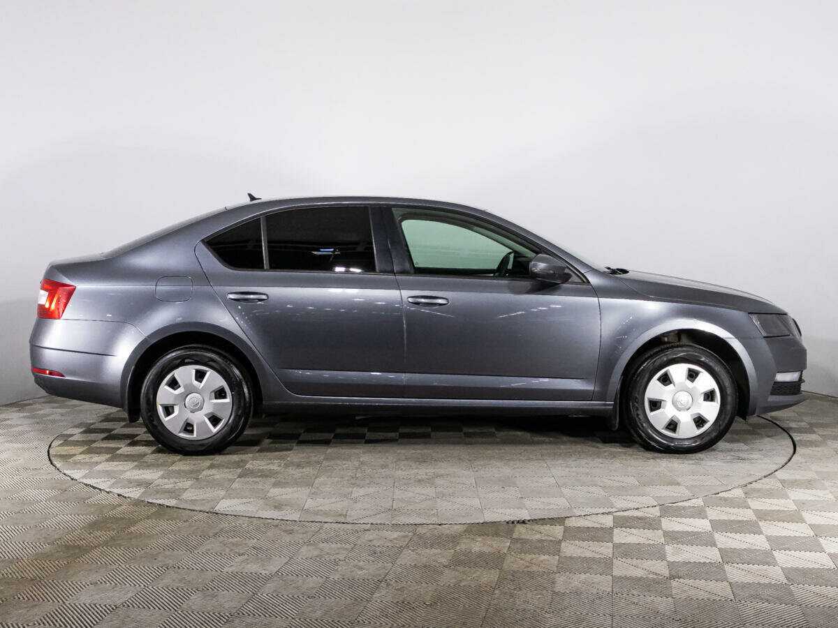 Купить Шкода Октавия, 2018, 225 034 км.. Фото: #3