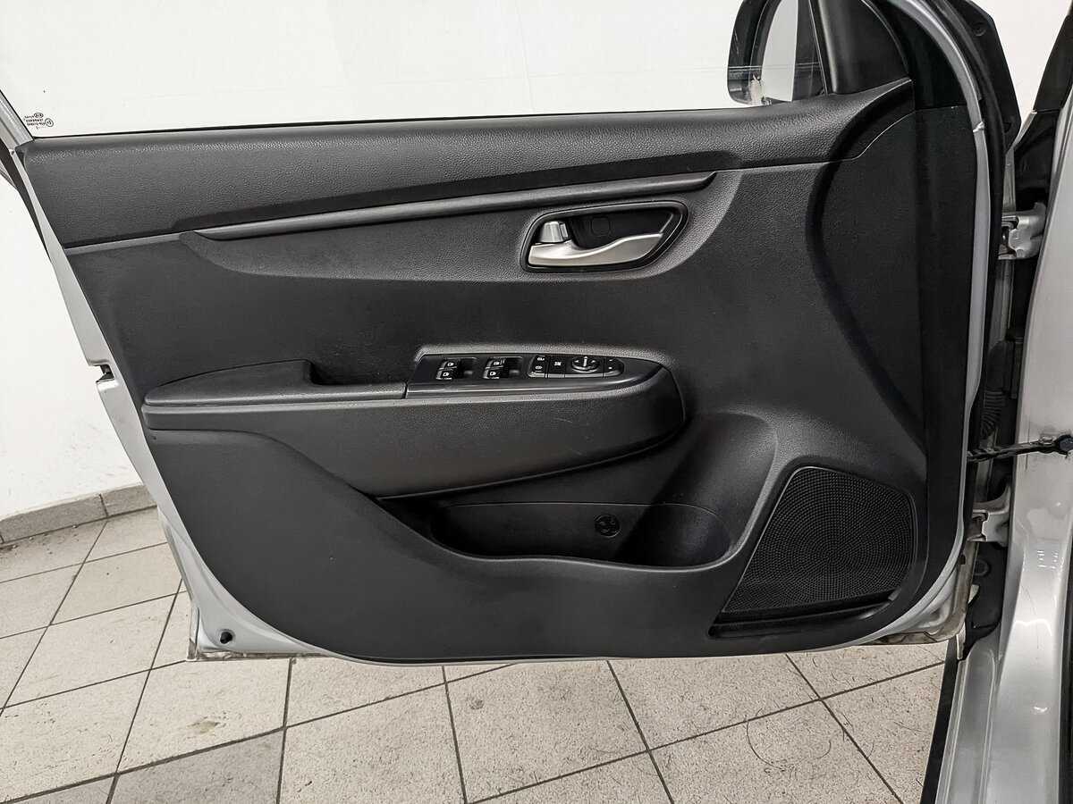 Купить Киа Рио, 2020, 182 854 км.. Фото: #16