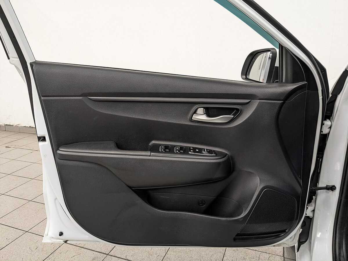 Купить Киа Рио, 2017, 76 699 км.. Фото: #18