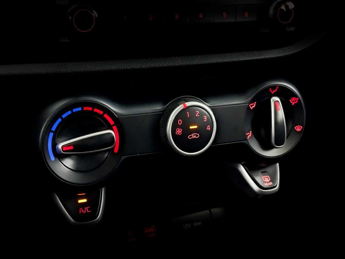 Купить Киа Рио, 2019, 151 365 км.. Фото: #24