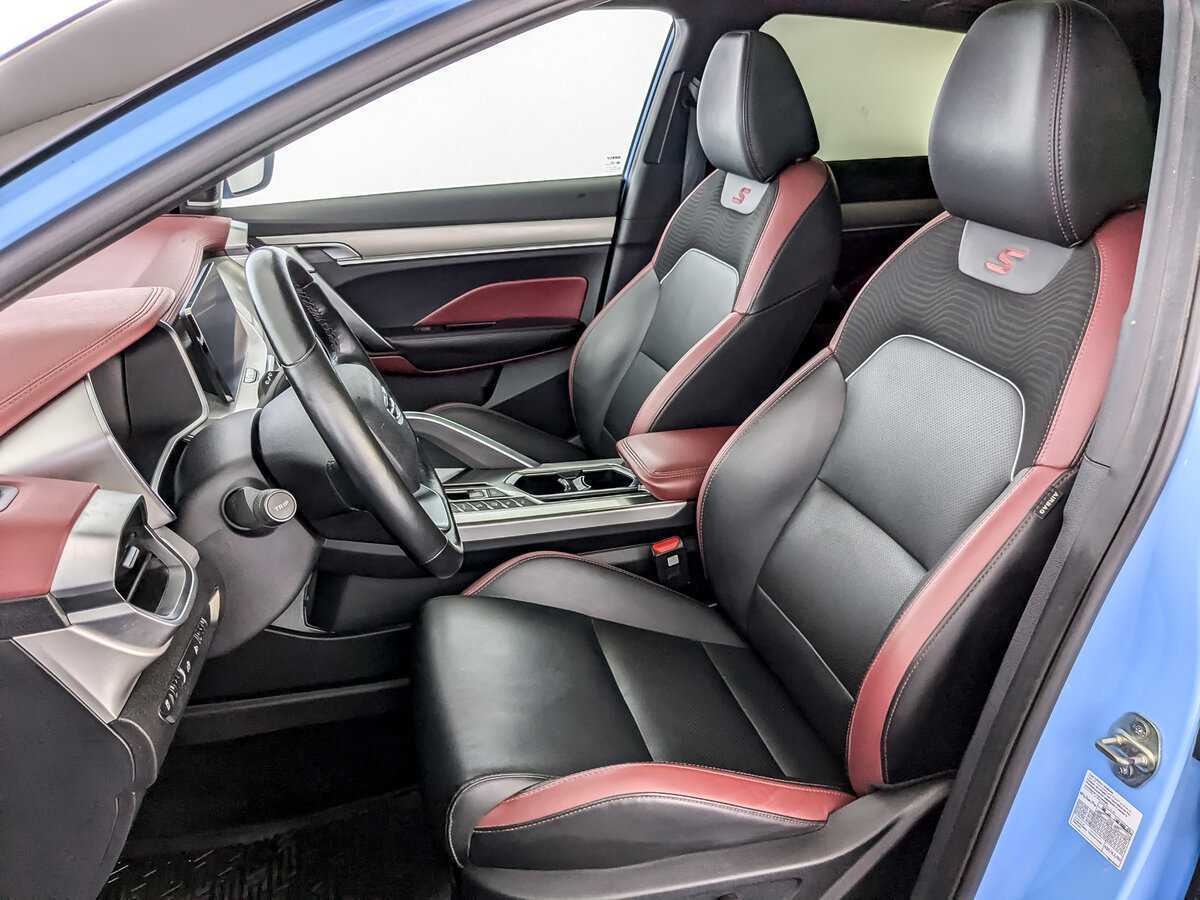 Купить Джили Кулрэй, 2022, 53 267 км.. Фото: #11