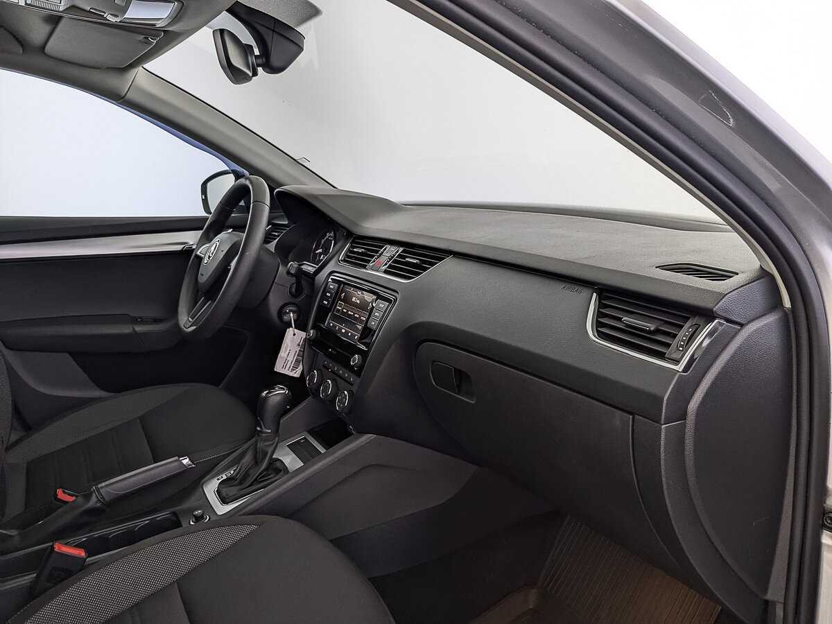 Купить Шкода Октавия, 2018, 139 842 км.. Фото: #12