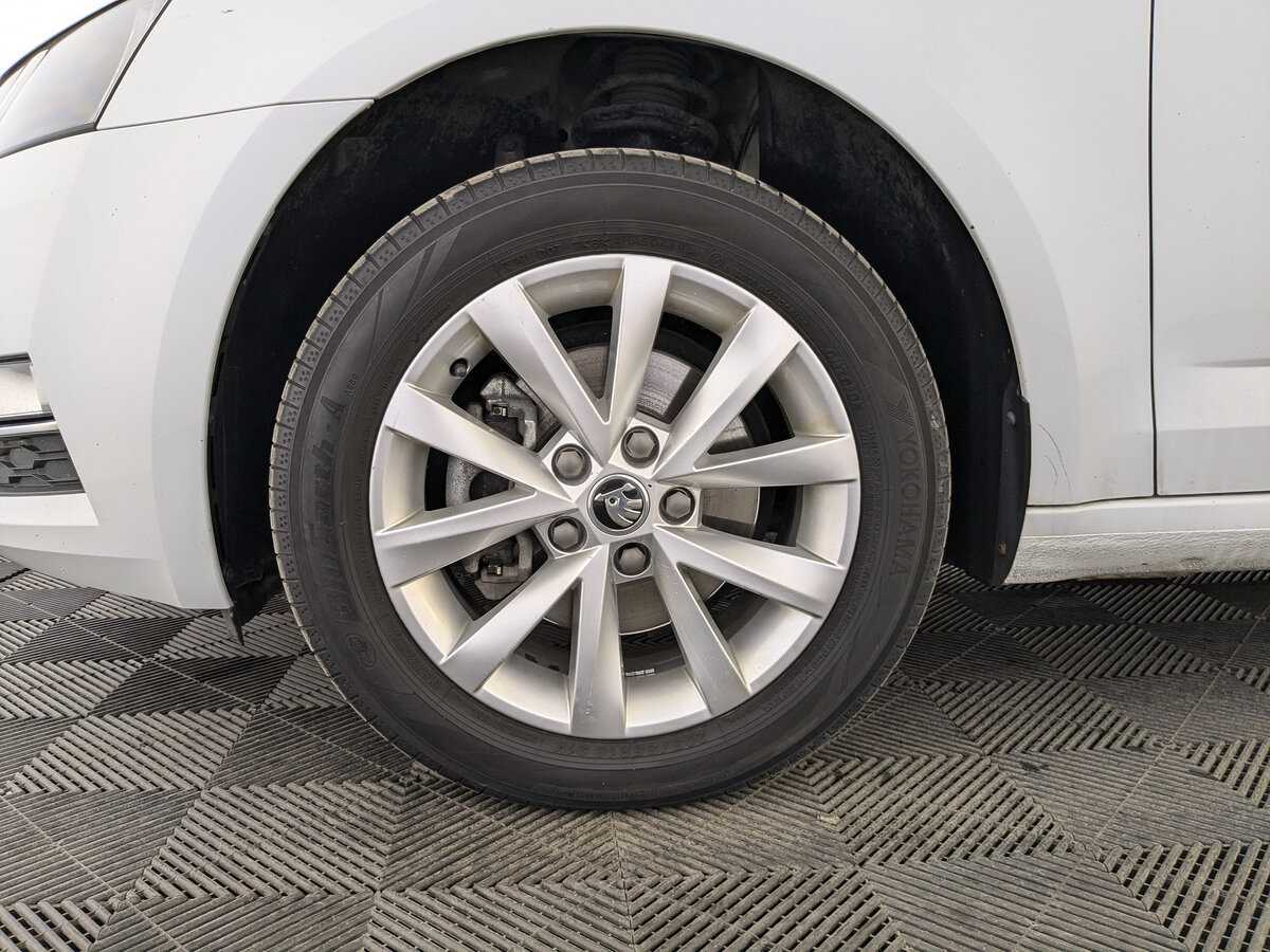 Купить Шкода Октавия, 2019, 103 919 км.. Фото: #11