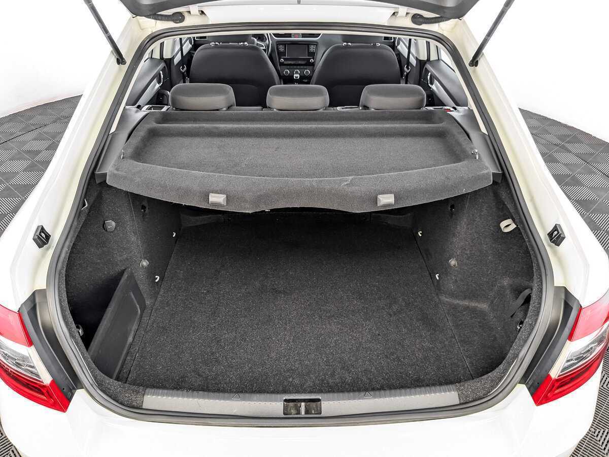 Купить Шкода Октавия, 2019, 147 437 км.. Фото: #9