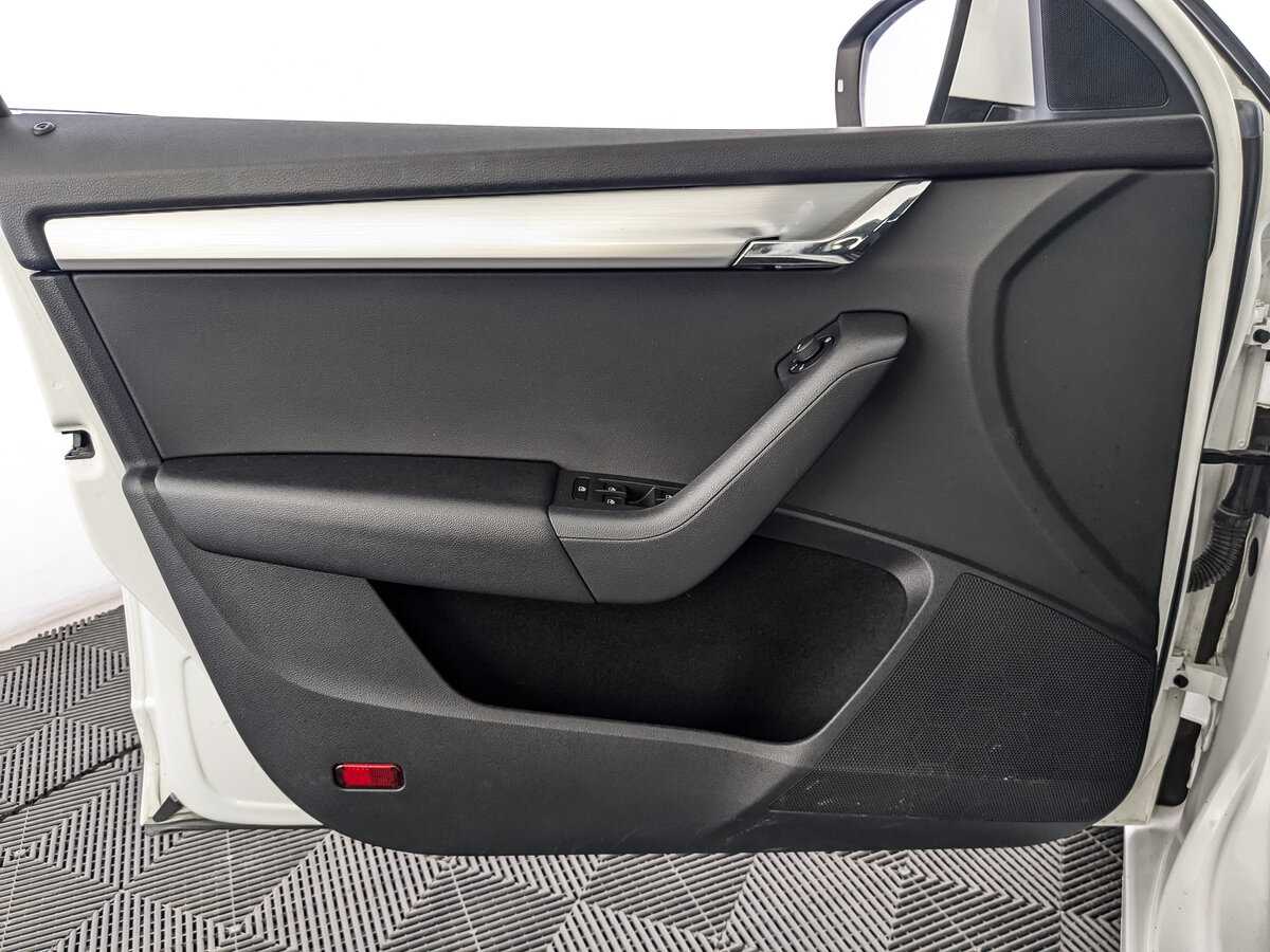 Купить Шкода Октавия, 2019, 41 988 км.. Фото: #18