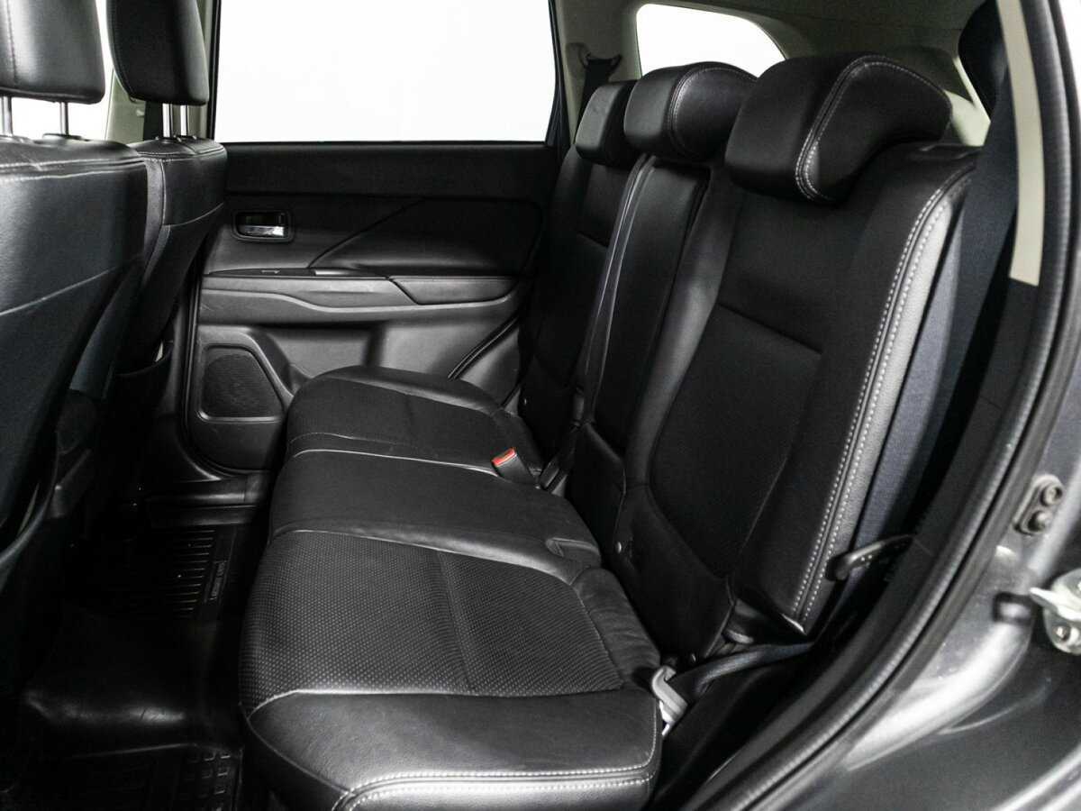 Купить Митсубиши Оутлэндер, 2015, 98 833 км.. Фото: #9