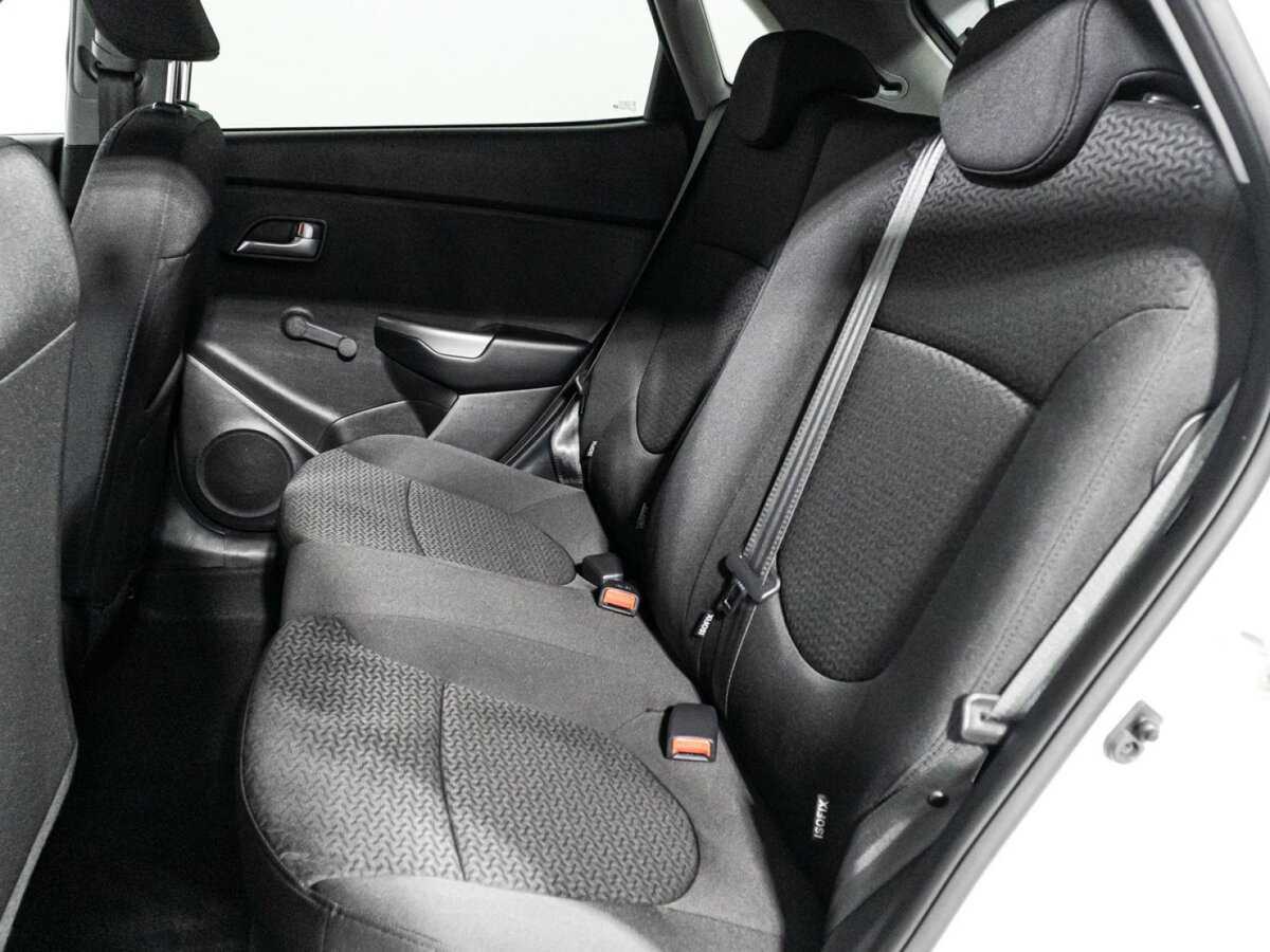 Купить Киа Рио, 2017, 48 268 км.. Фото: #9