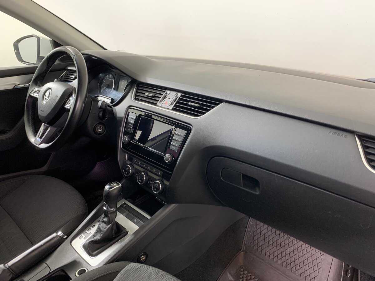 Купить Шкода Октавия, 2015, 228 630 км.. Фото: #13