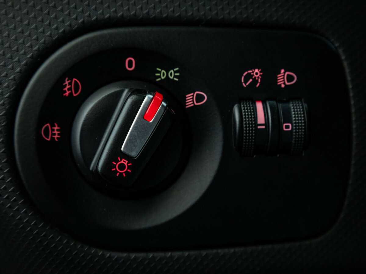 Купить Сеат Леон, 2012, 140 000 км.. Фото: #15