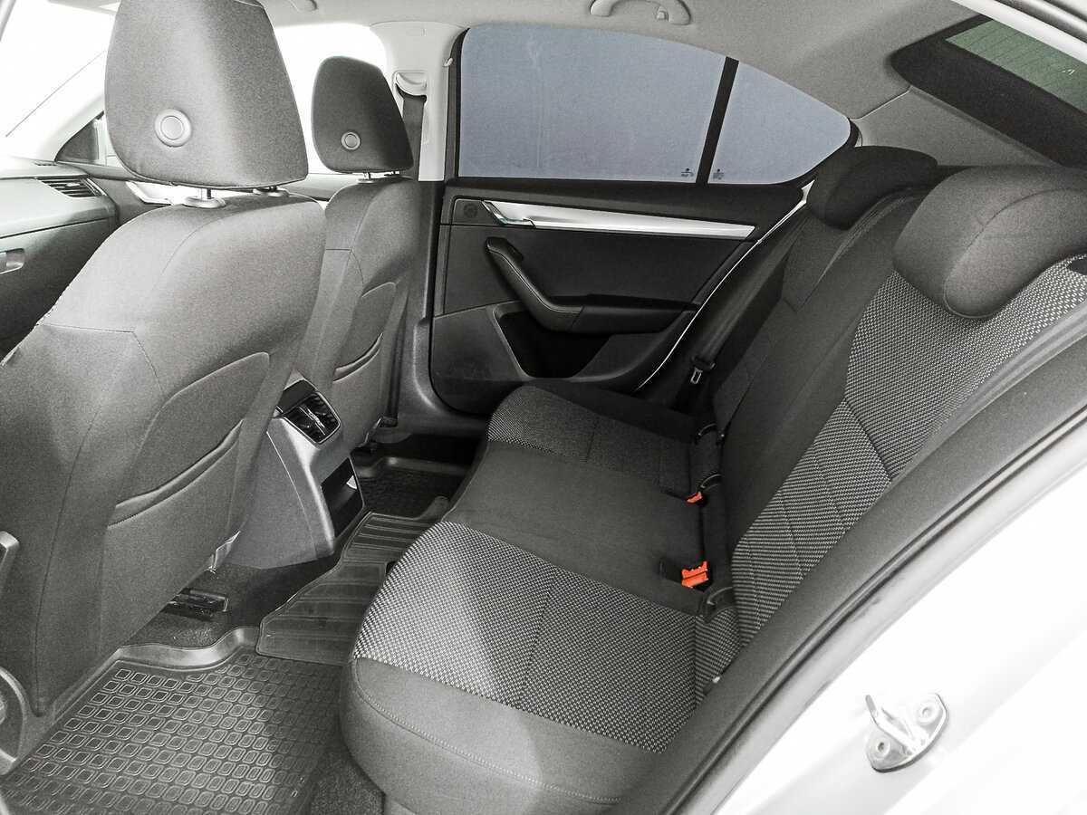 Купить Шкода Октавия, 2014, 248 242 км.. Фото: #7