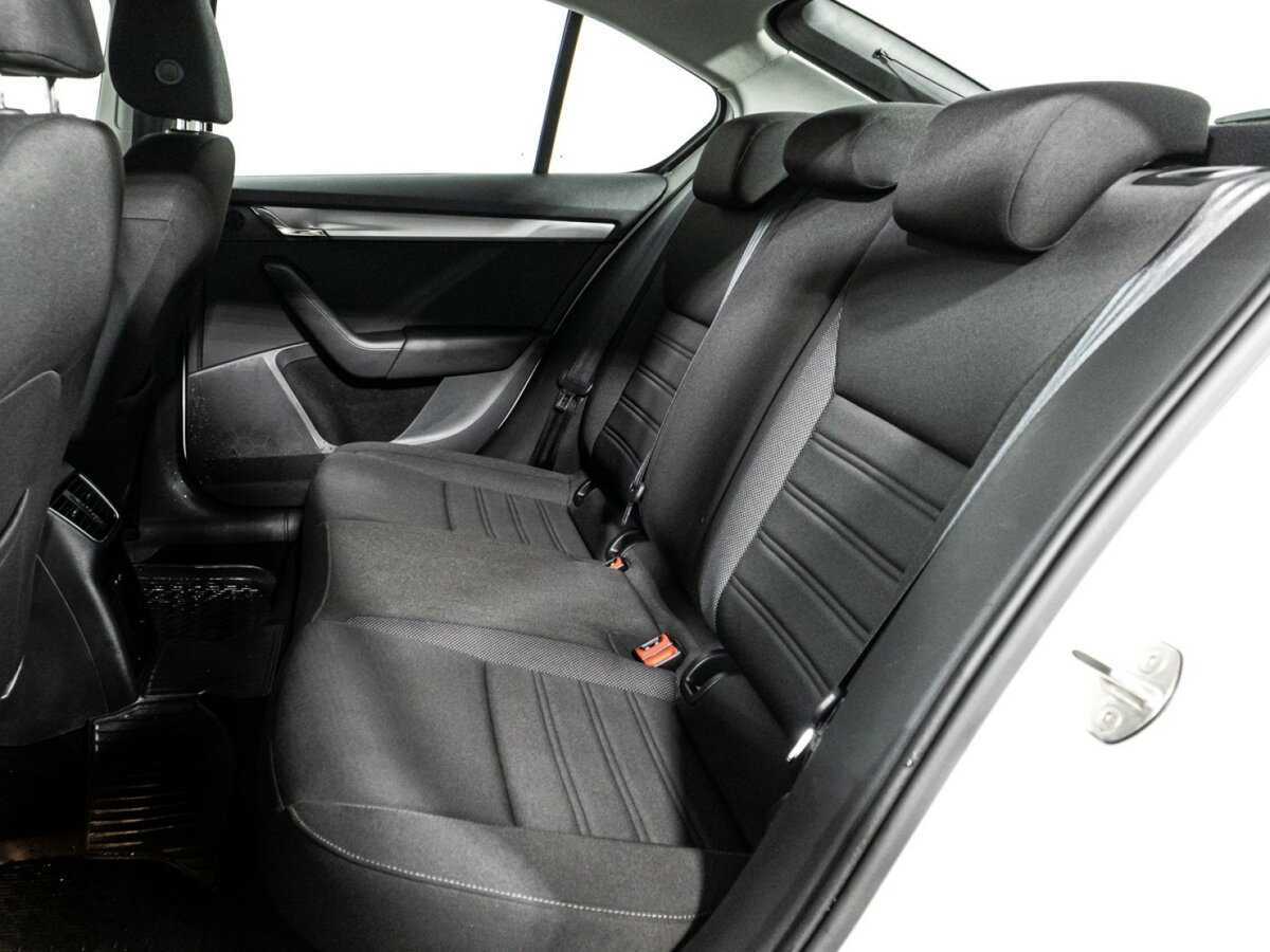 Купить Шкода Октавия, 2019, 57 775 км.. Фото: #9