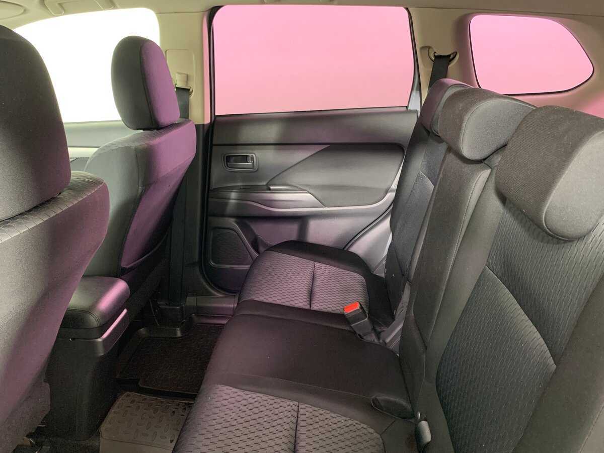 Купить Митсубиши Оутлэндер, 2013, 175 489 км.. Фото: #18