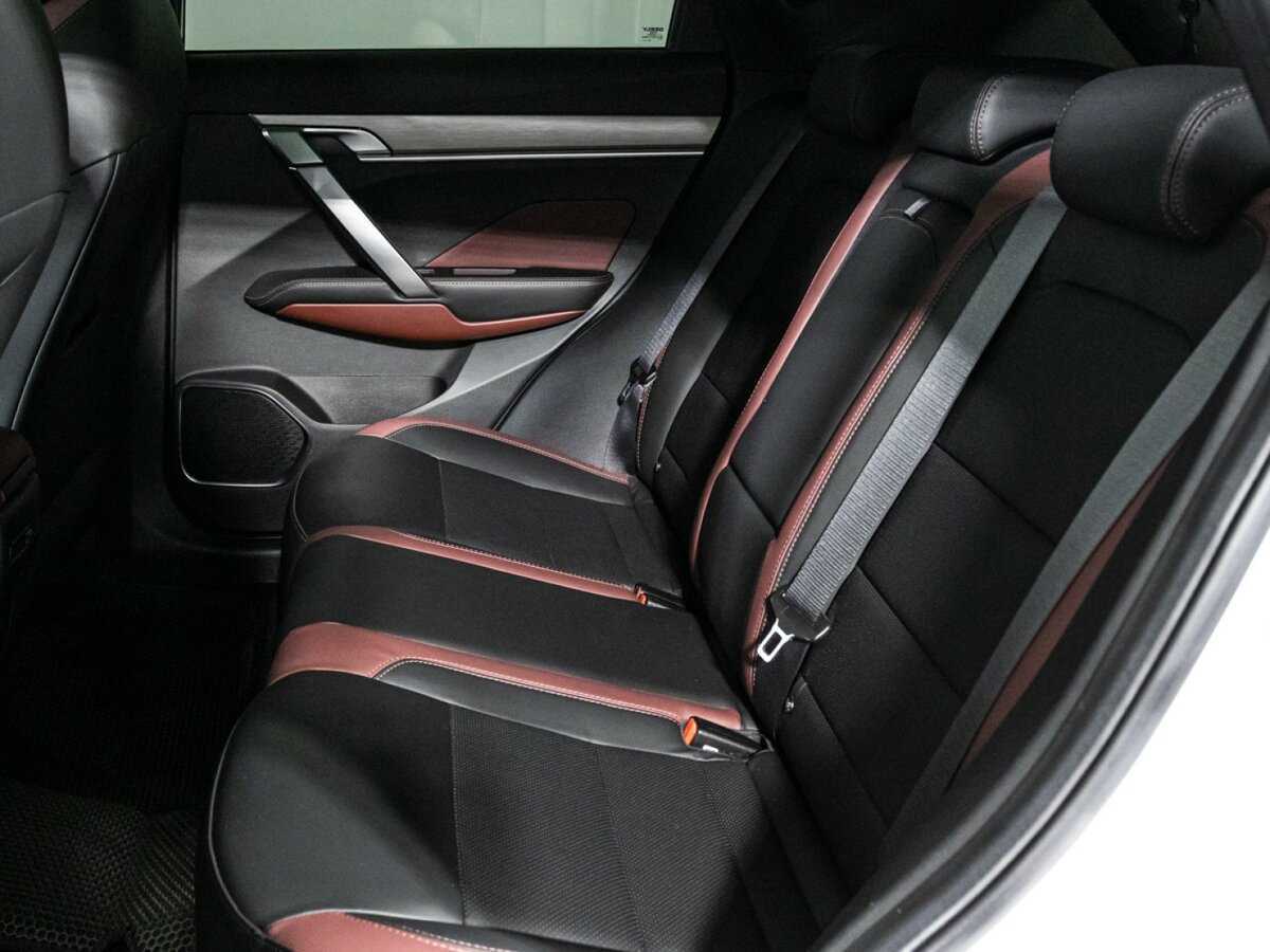 Купить Джили Кулрэй, 2021, 40 341 км.. Фото: #9