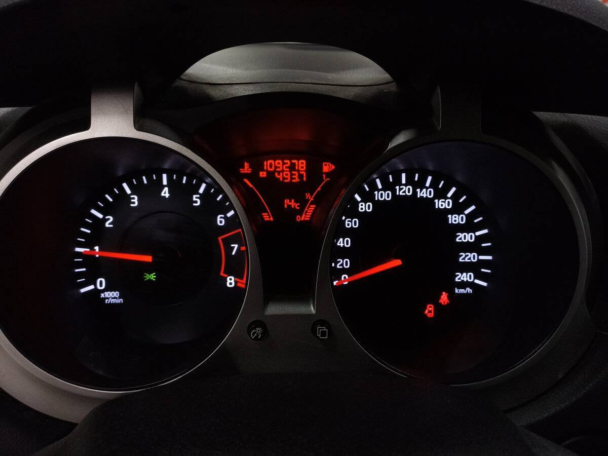 Купить Ниссан Жук, 2012, 109 279 км.. Фото: #12