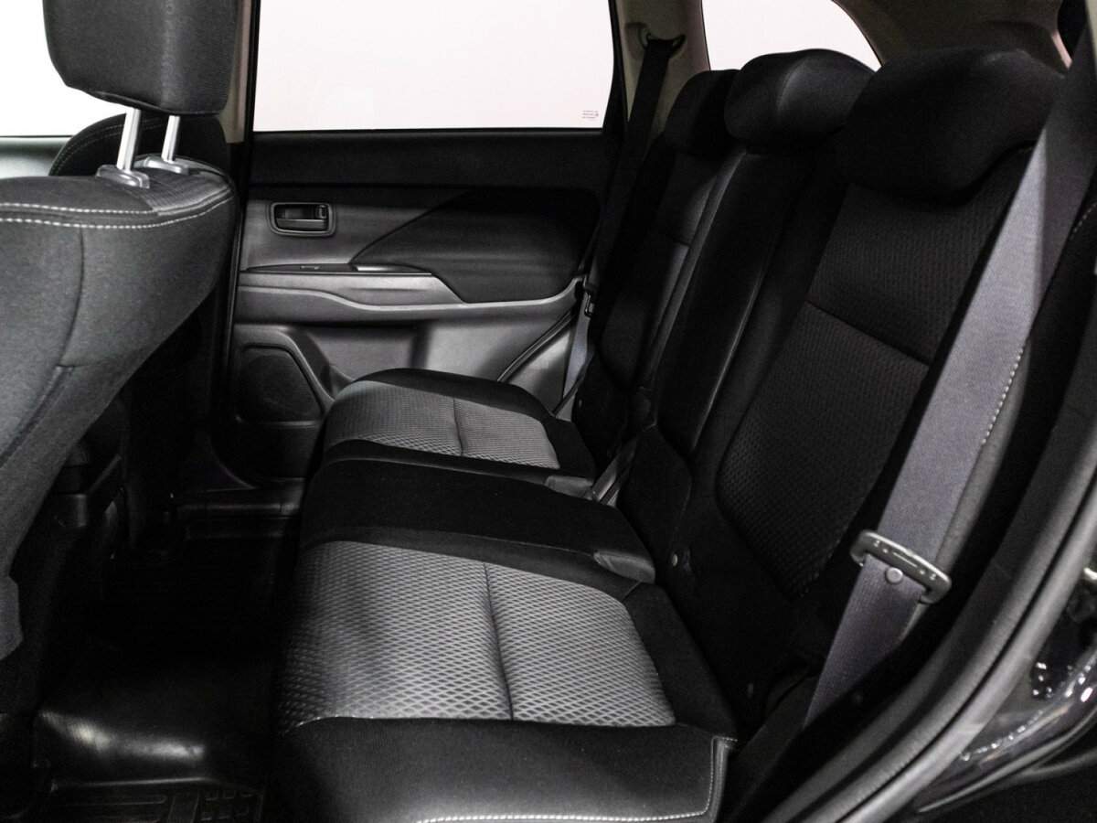 Купить Митсубиши Оутлэндер, 2017, 134 990 км.. Фото: #9